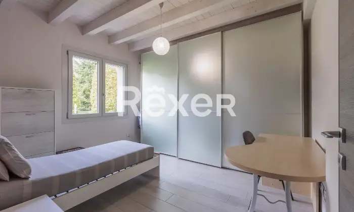 Rexer-Brembate-di-Sopra-Villa-indipendente-con-due-abitazioni-e-ampie-pertinenze-Altro