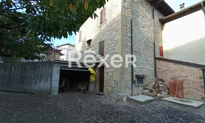 Rexer-Pavullo-nel-Frignano-Casa-indipendente-su-tre-piani-con-cortile-e-garage-a-Verica-Pavullo-nel-Frignano-Altro