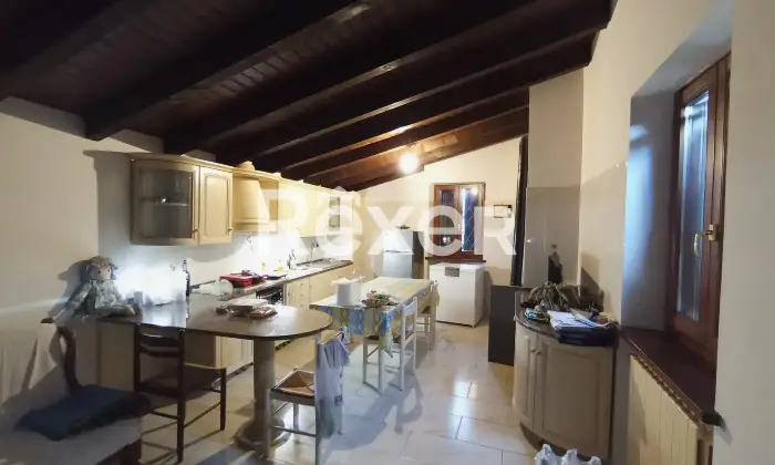 Rexer-Pavullo-nel-Frignano-Casa-indipendente-su-tre-piani-con-cortile-e-garage-a-Verica-Pavullo-nel-Frignano-Altro