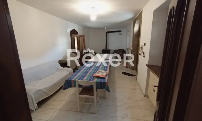 Rexer-Pavullo-nel-Frignano-Casa-indipendente-su-tre-piani-con-cortile-e-garage-a-Verica-Pavullo-nel-Frignano-Altro