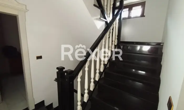 Rexer-Pavullo-nel-Frignano-Casa-indipendente-su-tre-piani-con-cortile-e-garage-a-Verica-Pavullo-nel-Frignano-Altro