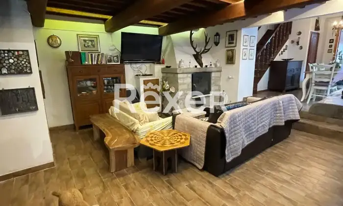 Rexer-Serravalle-Villa-in-vendita-a-Serravalle-di-Bibbiena-AR-Via-Fiume-Altro