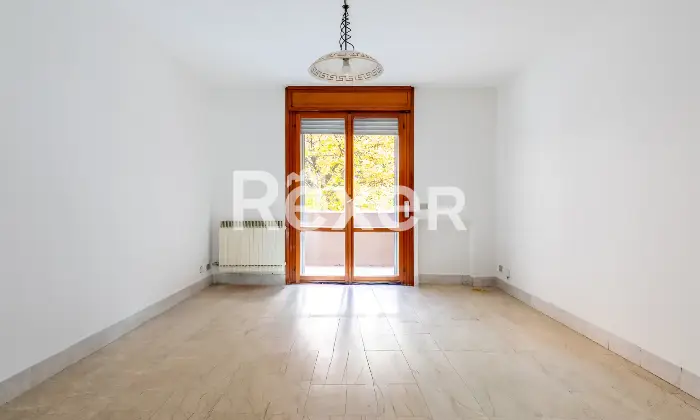 Rexer-Settimo-Milanese-Ampio-appartamento-di-Tre-locali-con-cucina-abitabile-Altro