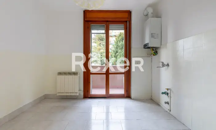 Rexer-Settimo-Milanese-Ampio-appartamento-di-Tre-locali-con-cucina-abitabile-Altro
