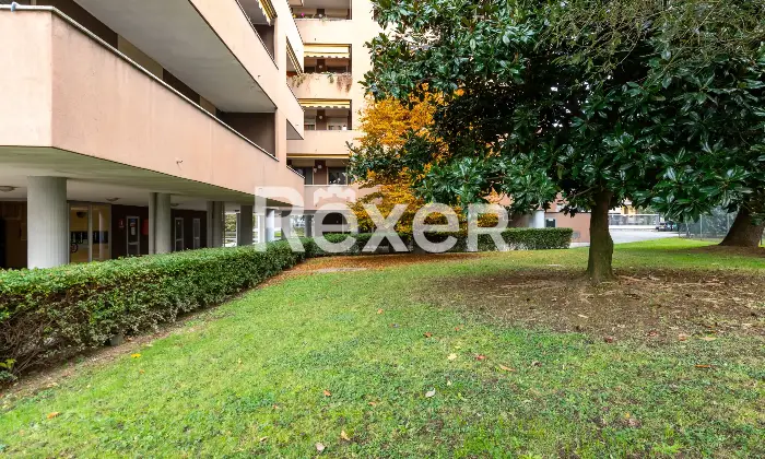 Rexer-Settimo-Milanese-Ampio-appartamento-di-Tre-locali-con-cucina-abitabile-Altro