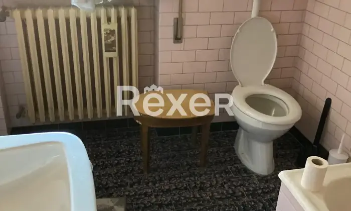 Rexer-Trecenta-Casa-singola-su-due-livelli-con-garage-giardino-e-area-edificabile-di-m-a-Trecenta-Altro