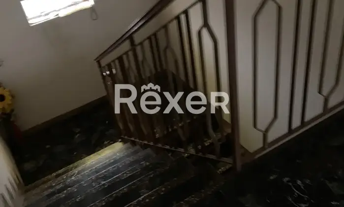 Rexer-Trecenta-Casa-singola-su-due-livelli-con-garage-giardino-e-area-edificabile-di-m-a-Trecenta-Altro