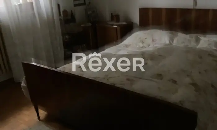 Rexer-Trecenta-Casa-singola-su-due-livelli-con-garage-giardino-e-area-edificabile-di-m-a-Trecenta-Altro