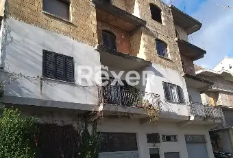 Rexer-Pennapiedimonte-Palazzina-su-tre-piani-con-appartamenti-balconi-e-riscaldamento-autonomo-a-metano-Altro