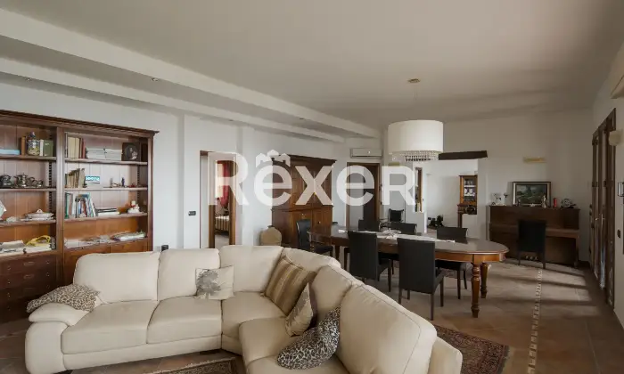 Rexer-Poggio-Torriana-Villa-indipendente-su-un-unico-livello-con-giardino-Altro