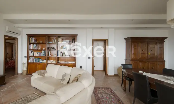 Rexer-Poggio-Torriana-Villa-indipendente-su-un-unico-livello-con-giardino-Altro