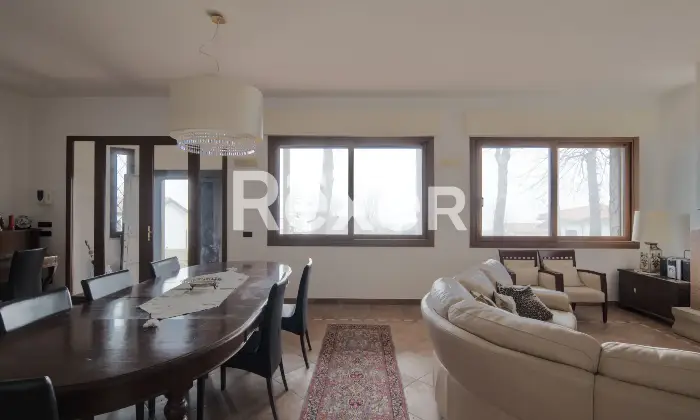 Rexer-Poggio-Torriana-Villa-indipendente-su-un-unico-livello-con-giardino-Altro