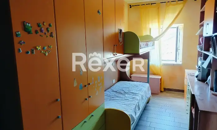 Rexer-Celano-Casa-in-vendita-nel-cuore-del-centro-storico-di-Celano-CameraDaLetto