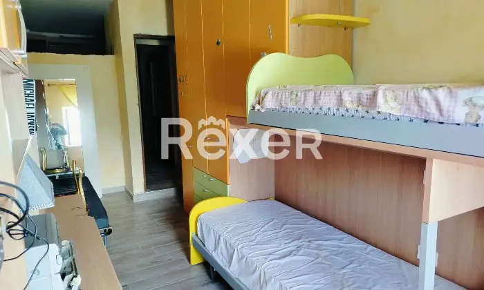 Rexer-Celano-Casa-in-vendita-nel-cuore-del-centro-storico-di-Celano-CameraDaLetto