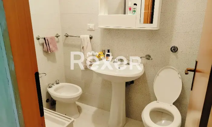 Rexer-Celano-Casa-in-vendita-nel-cuore-del-centro-storico-di-Celano-Bagno