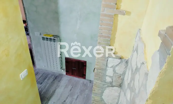 Rexer-Celano-Casa-in-vendita-nel-cuore-del-centro-storico-di-Celano-Garage