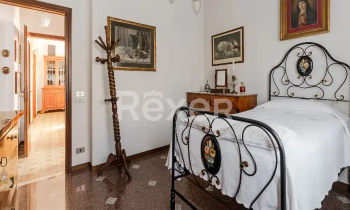 Rexer-Bologna-Trilocale-al-piano-primo-Altro