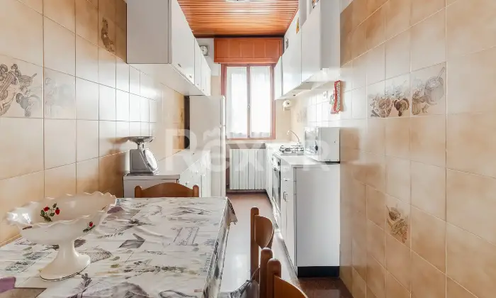 Rexer-Bologna-Trilocale-al-piano-primo-Altro