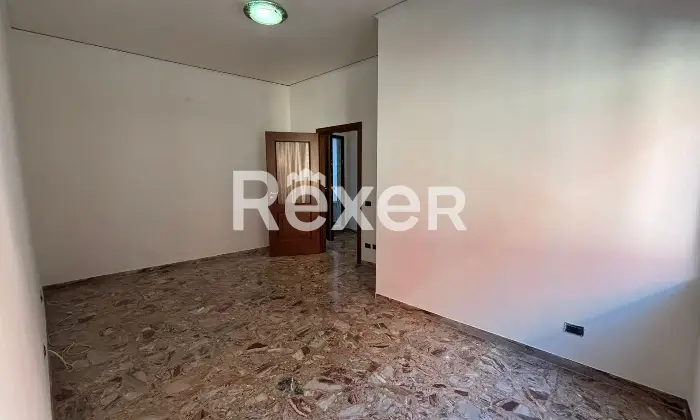 Rexer-Savona-Trilocale-comodo-al-centro-e-i-servizi-Altro