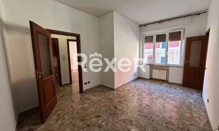 Rexer-Savona-Trilocale-comodo-al-centro-e-i-servizi-Altro
