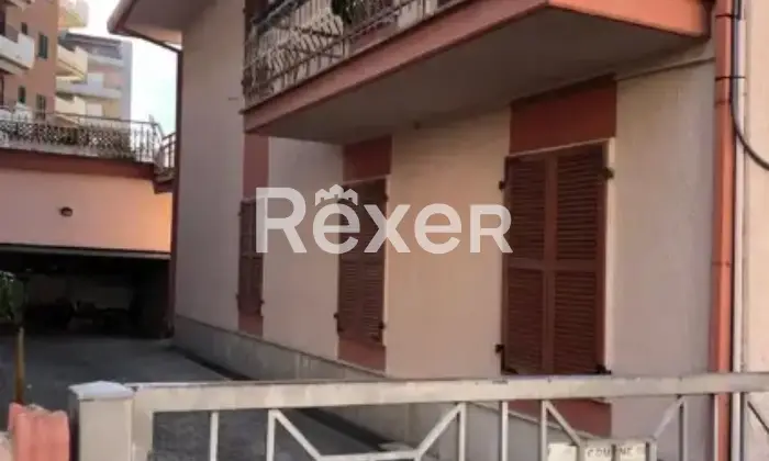 Rexer-Alba-Adriatica-Casa-indipendente-in-vendita-in-Via-Cesare-Battisti-Lungomare-Alba-Adriatica-Altro