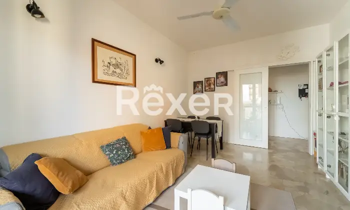 Rexer-Milano-Ultimo-piano-luminoso-con-balcone-e-box-la-tua-nuova-opportunit-in-citt-Altro