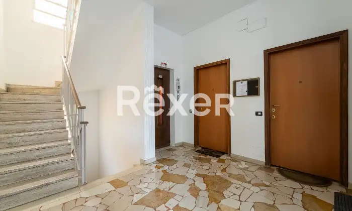 Rexer-Milano-Bilocale-piano-alto-zona-Washington-Altro