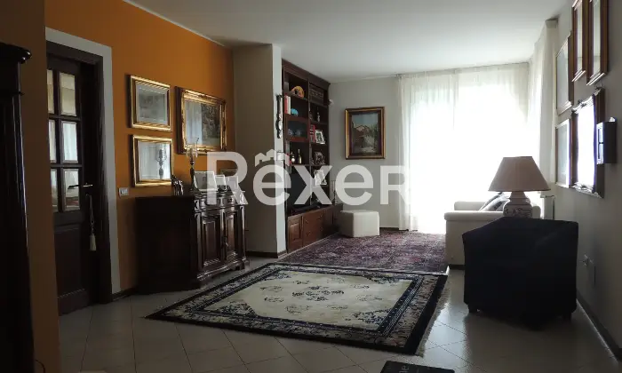 Rexer-Terni-Villetta-a-schiera-zona-residenziale-ottimo-stato-Altro