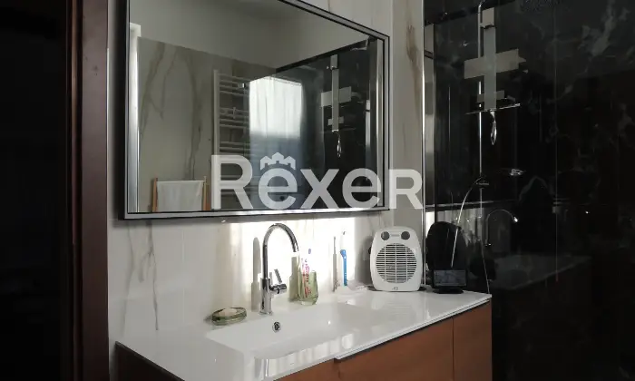 Rexer-Terni-Villetta-a-schiera-zona-residenziale-ottimo-stato-Bagno