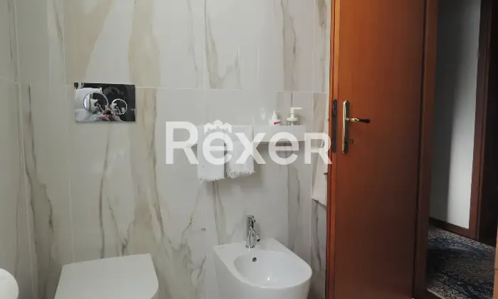 Rexer-Terni-Villetta-a-schiera-zona-residenziale-ottimo-stato-Bagno