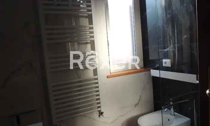 Rexer-Terni-Villetta-a-schiera-zona-residenziale-ottimo-stato-Bagno