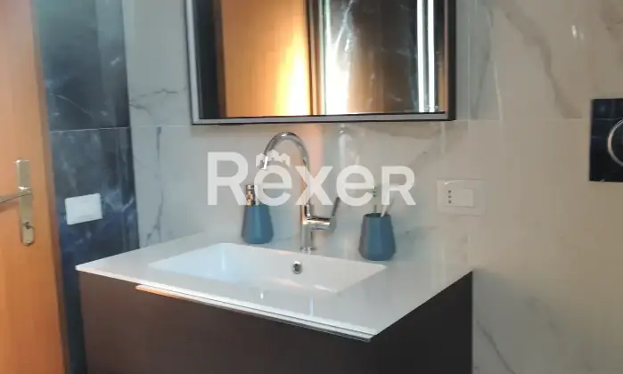 Rexer-Terni-Villetta-a-schiera-zona-residenziale-ottimo-stato-Bagno