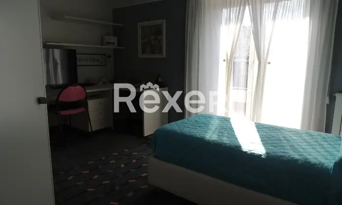 Rexer-Terni-Villetta-a-schiera-zona-residenziale-ottimo-stato-CameraDaLetto