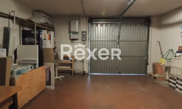 Rexer-Terni-Villetta-a-schiera-zona-residenziale-ottimo-stato-Box