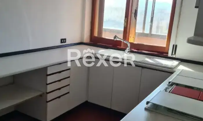 Rexer-Isernia-Attico-di-Prestigio-con-Terrazzo-Panoramico-nel-Cuore-di-Isernia-Altro