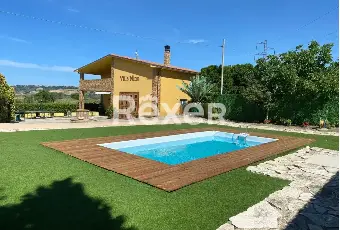 Rexer-Petacciato-Villa-in-vendita-in-Contrada-Colle-Calcioni-Petacciato-Altro