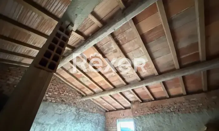 Rexer-Vinci-Casa-rustica-immersa-nel-bosco-su-due-livelli-Altro