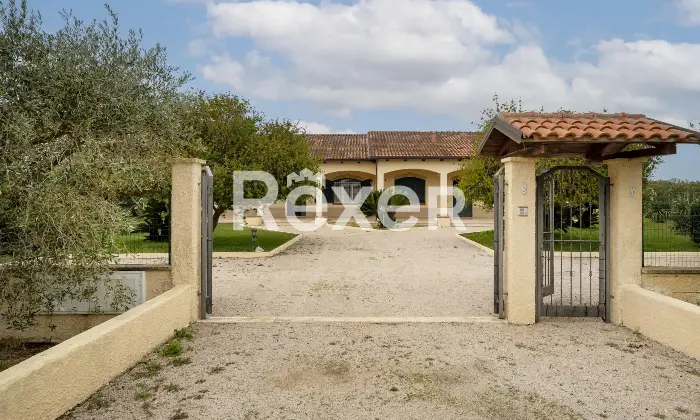 Rexer-Scanzano-Jonico-Villa-Bifamiliare-con-Ampio-Giardino-e-Terreno-a-Pochi-Minuti-dal-Mare-Altro