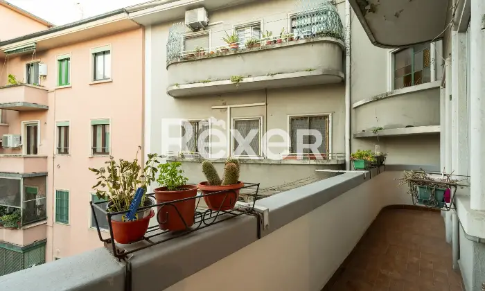 Rexer-Milano-Appartamento-di-mq-con-cantina-Zona-Washington-MM-De-Angeli-e-MM-Bolivar-Altro