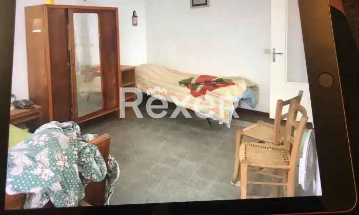 Rexer-Roccanova-Casa-indipendente-su-tre-livelli-con-balcone-e-sottotetto-m-da-ristrutturare-Altro