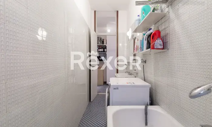 Rexer-Milano-CINQUE-LOCALI-CON-TRIPLA-ESPOSIZIONE-Altro