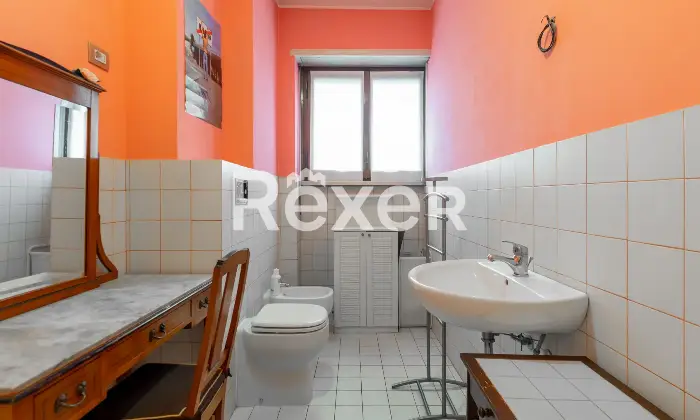 Rexer-Milano-CINQUE-LOCALI-CON-TRIPLA-ESPOSIZIONE-Altro