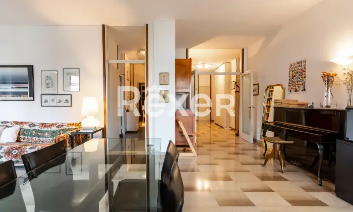 Rexer-Milano-CINQUE-LOCALI-CON-TRIPLA-ESPOSIZIONE-Altro