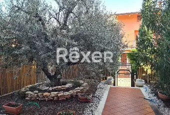Rexer-Lanciano-Elegante-villa-bifamiliare-con-giardino-in-residence-esclusivo-a-Lanciano-Altro