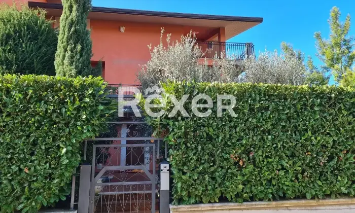 Rexer-Lanciano-Elegante-villa-bifamiliare-con-giardino-in-residence-esclusivo-a-Lanciano-Altro