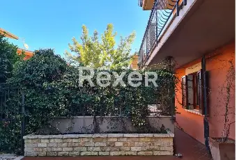 Rexer-Lanciano-Elegante-villa-bifamiliare-con-giardino-in-residence-esclusivo-a-Lanciano-Altro