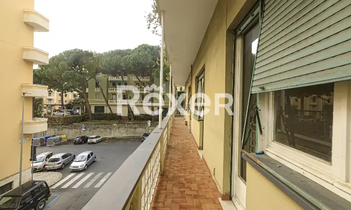 Rexer-Genova-Luminoso-appartamento-ad-Albaro-Altro