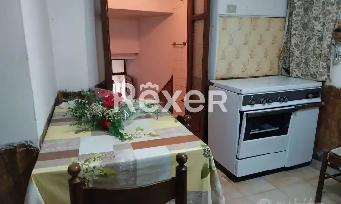 Rexer-Conca-Casale-Casa-su-livelli-Altro