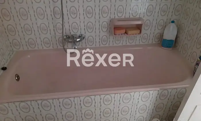 Rexer-Conca-Casale-Casa-su-livelli-Altro