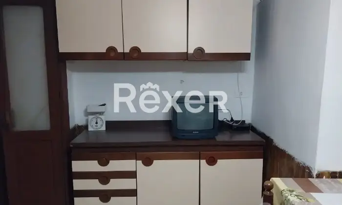 Rexer-Conca-Casale-Casa-su-livelli-Altro